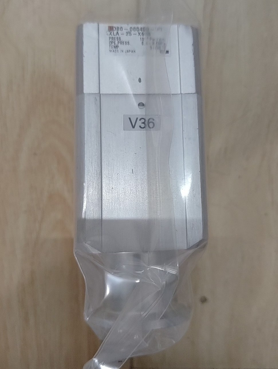 SMC XLA-25-X658 Pneumatic High Vacuum Angle Valve, NW25/KF25, Normally Closed