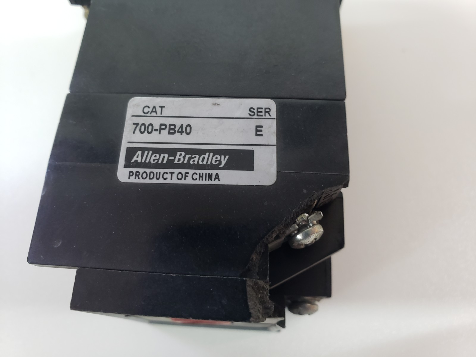 Allen-Bradley 700-P400A1 Ser. B Relay 700-PB40 120v