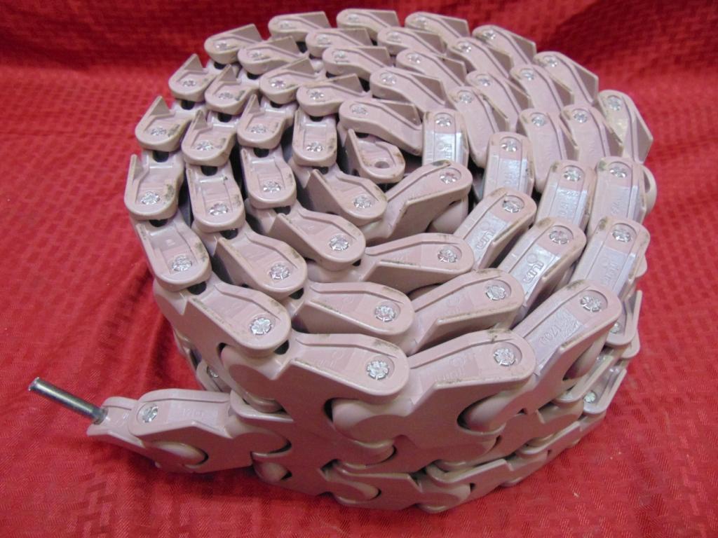 UNICHAIN PLASTIC UNI FLEX CHAIN M/N: 1700 50MM PITCH SIDE FLEXING (44FT)