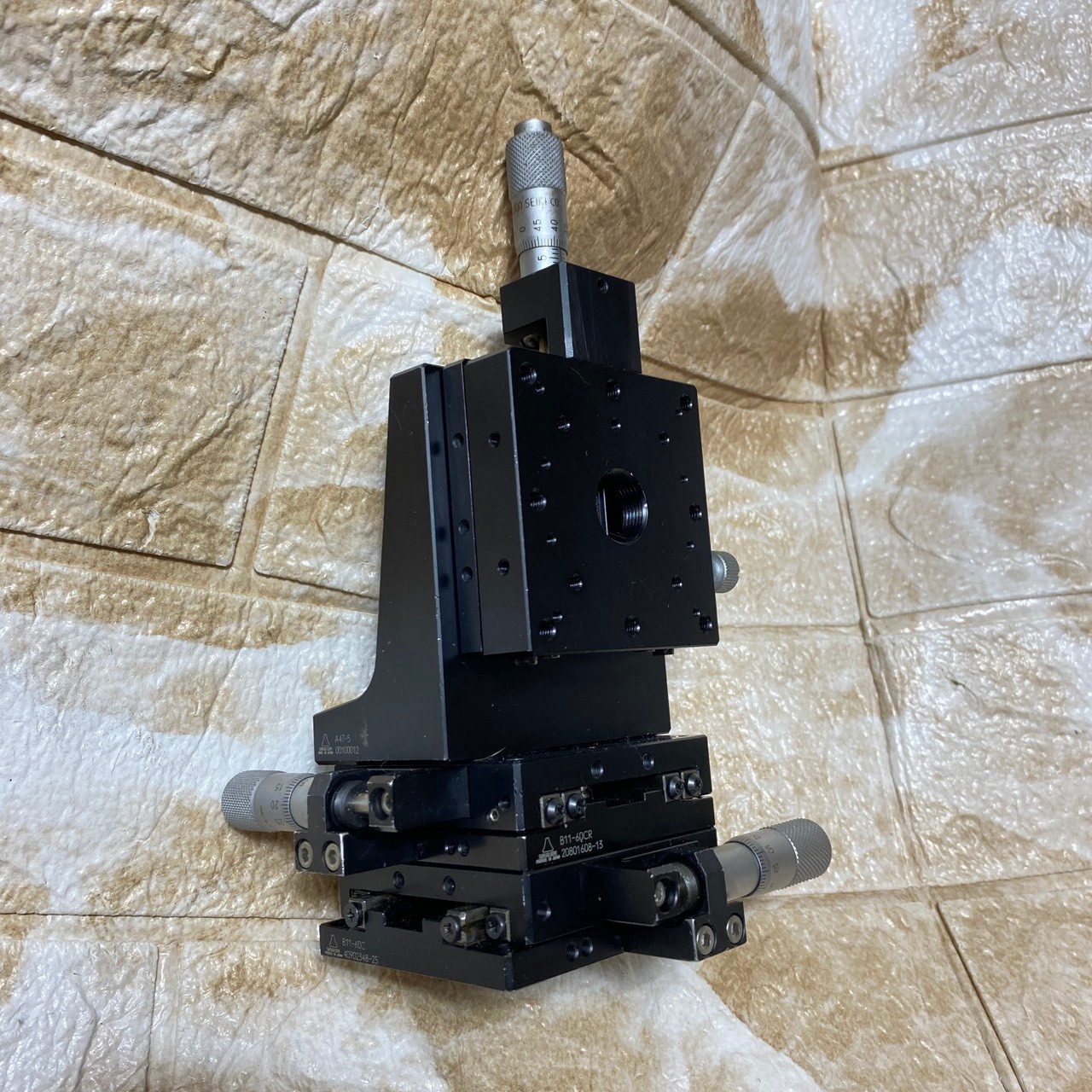 SURUGA SEIKI B11-60C-60CR-60AZ A47-5 MIX 3AXIS Stages as in photos, LAST, DHL