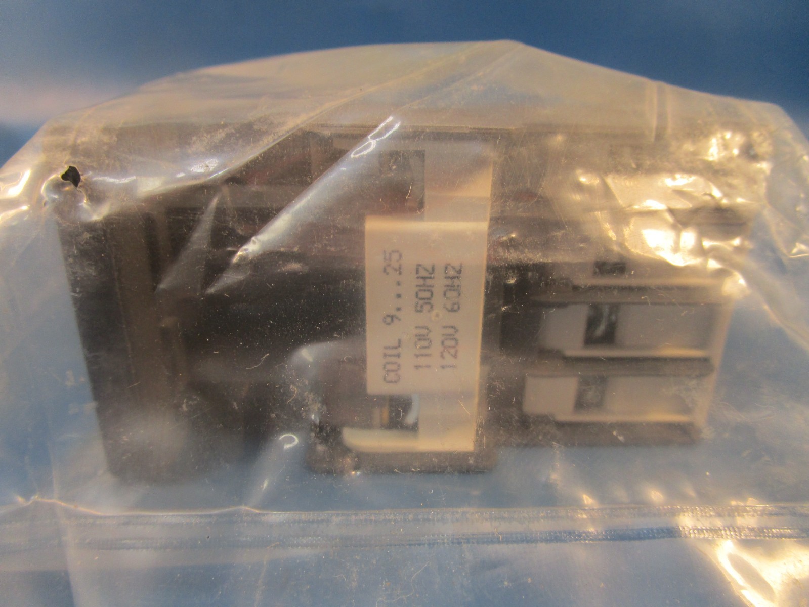 RADWELL RAD-CTR-3P-0011, CONTACTOR, STANDARD, NON-REVERSING, 3 POLE, 25 amps, 11