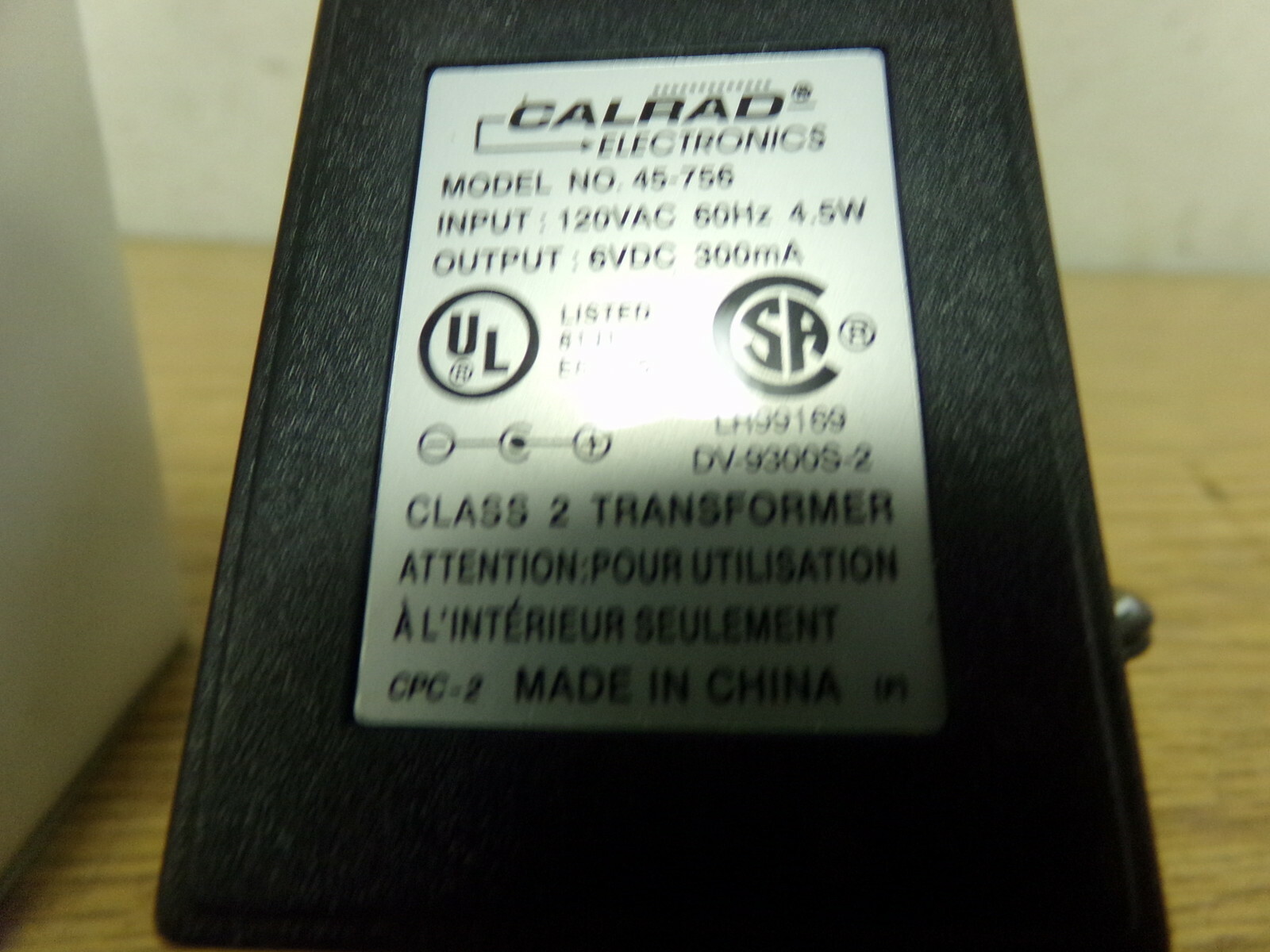 NEW Calrad 45-756 Power supply Input 120VAC output 6VDC 300mA *FREE SHIPPING*
