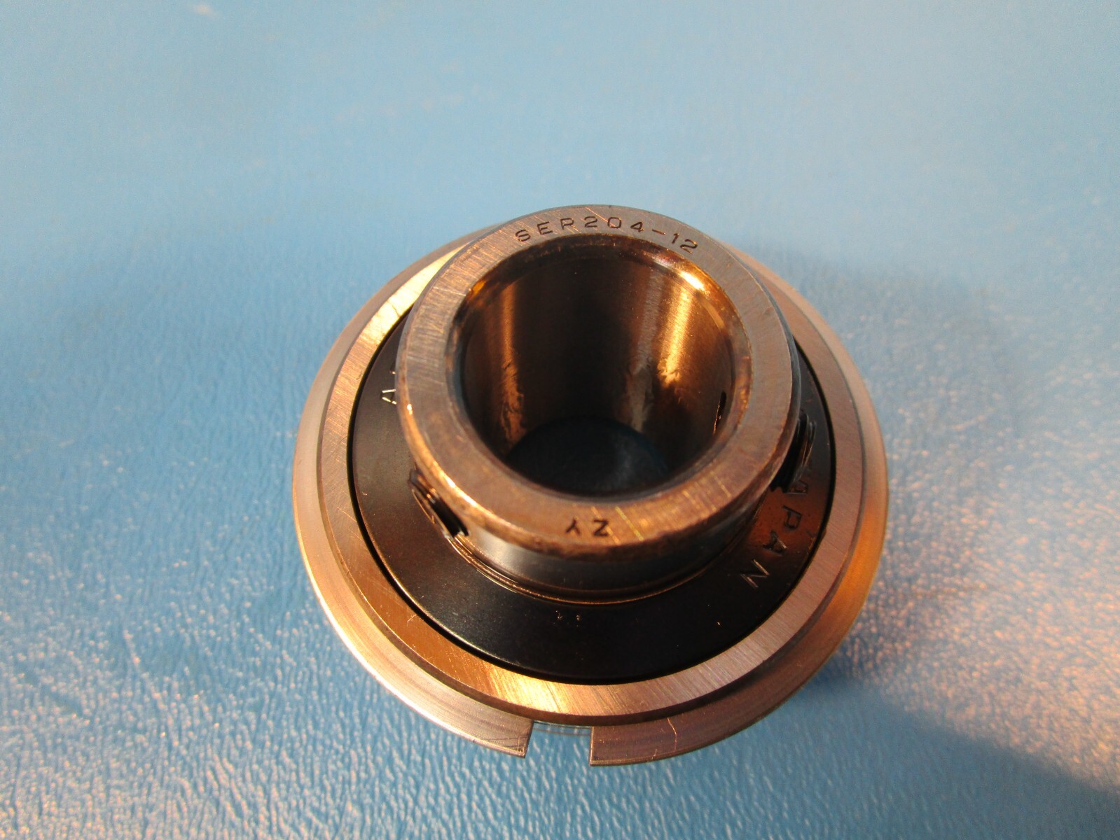 AMI SER204-12FS Ball Insert Bearing – Cylindrical Bore, 3/4 in ID, Set Screw