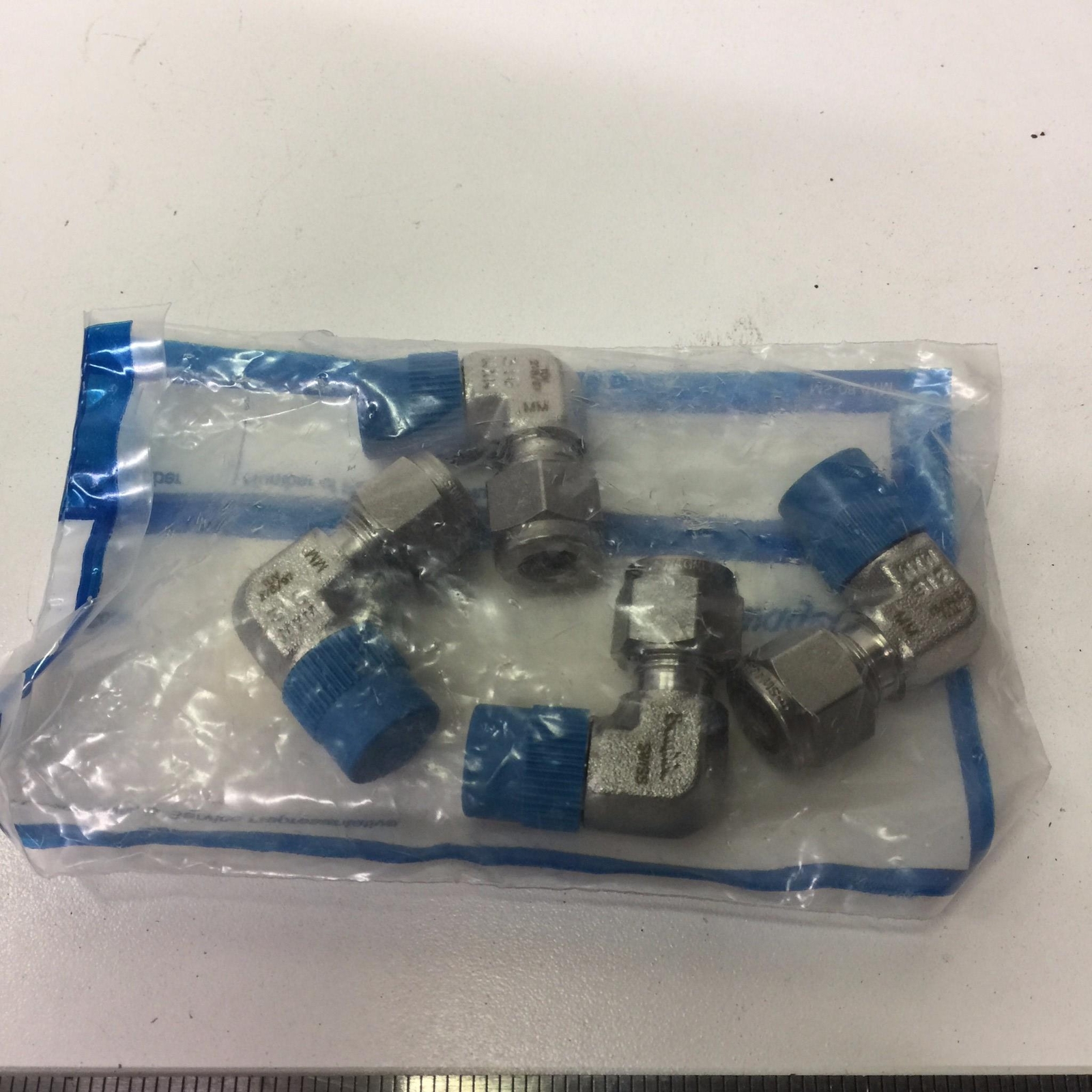Swagelok Fitting (Bag of 4) SS-8MO-2-4