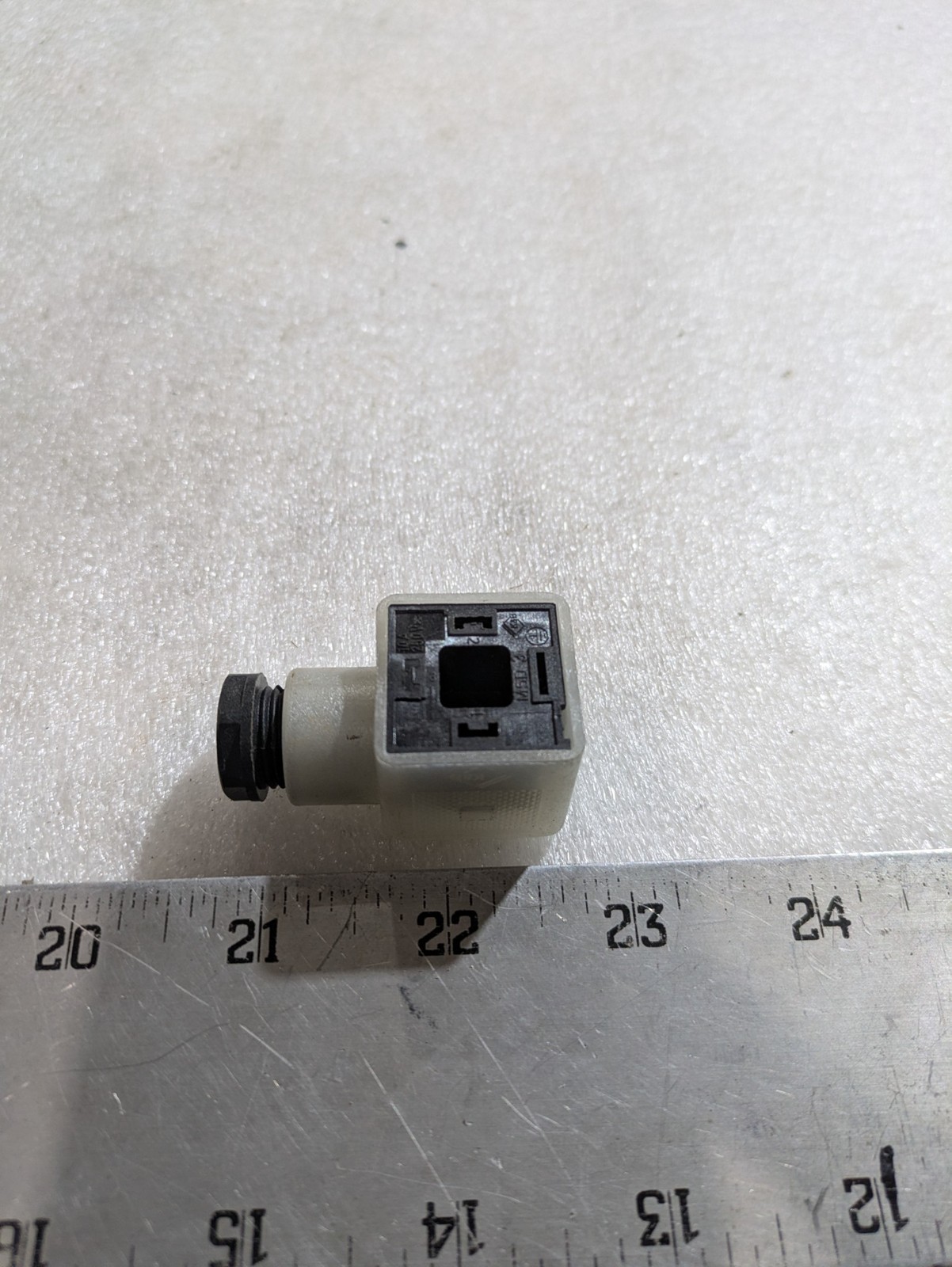 Canfield Connector P5103-1620000 MPC Type 2 Solenoid Valve 6-48VDC Industrial