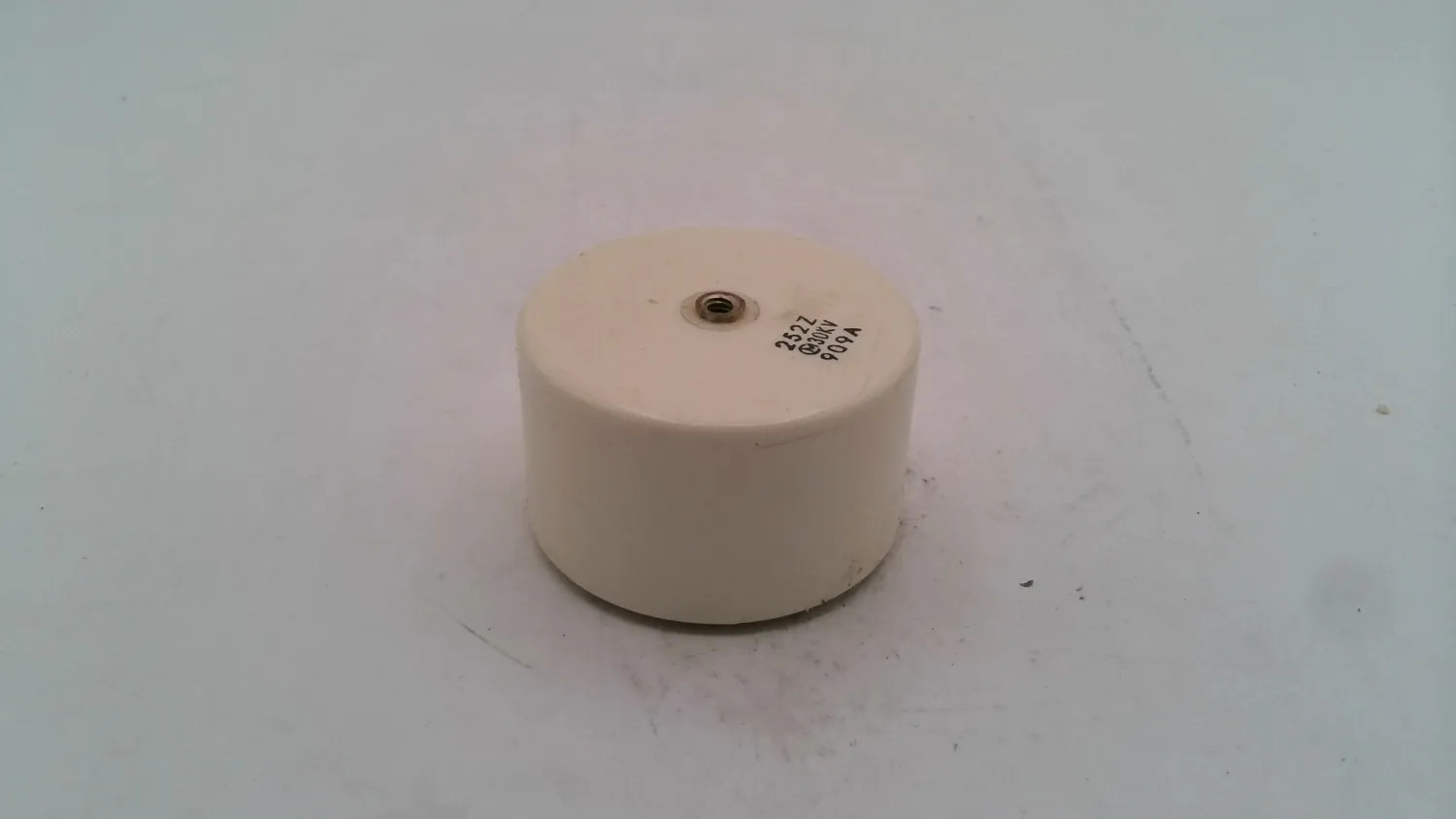 252Z HIGH VOLTAGE CERAMIC DOORKNOB CAPACITOR