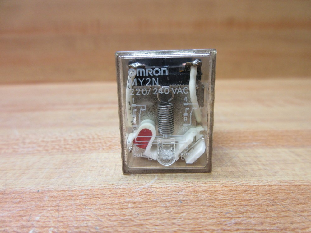 Omron MY2N-220/240V AC Relay MY2N-220/240VAC