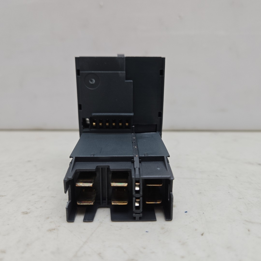 Schneider Electric LUCB05BL Advanced Control Unit 1.25-5A 24V New