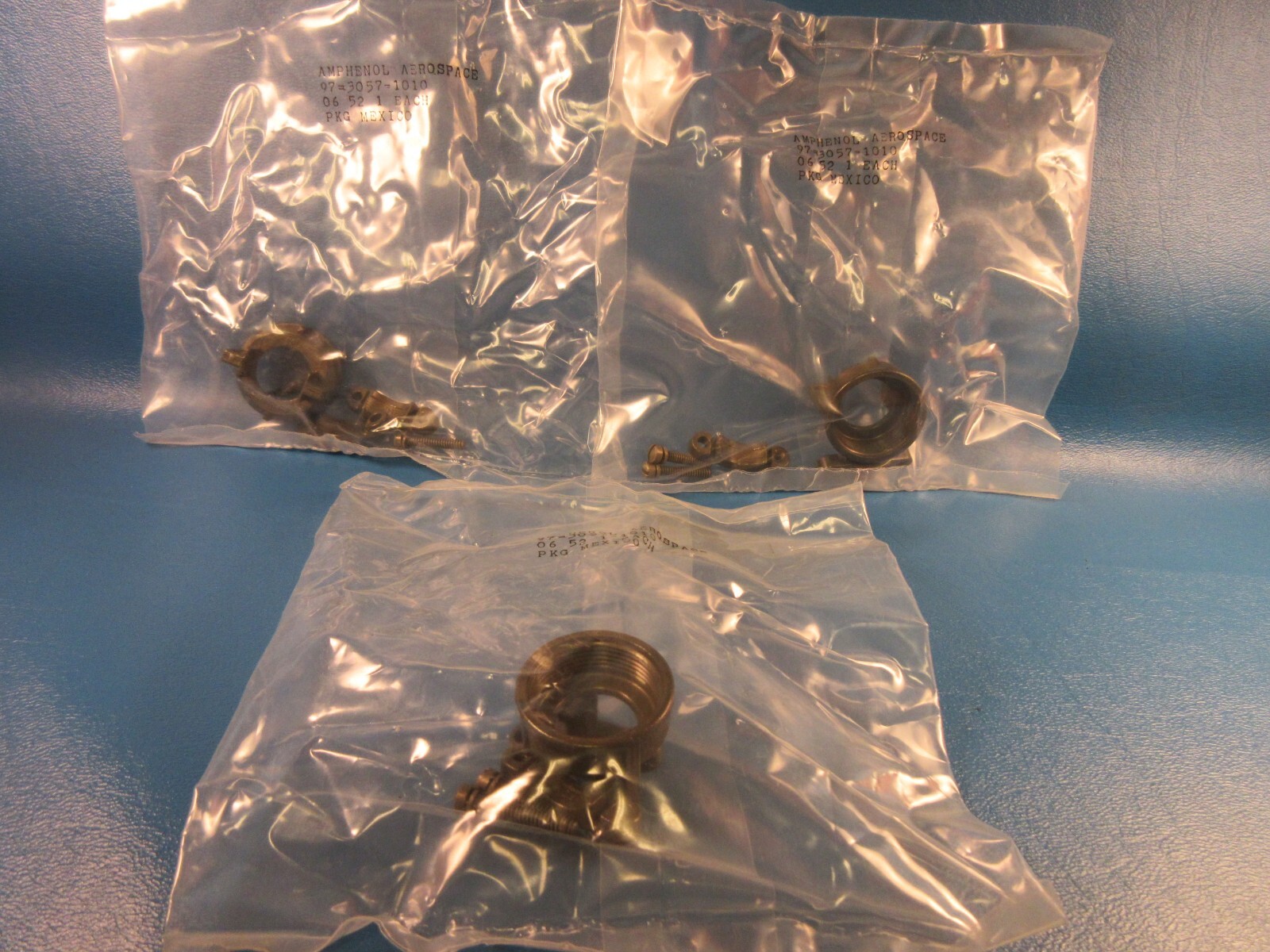 LOT OF 3 Amphenol 97-3057-1010 Circular Connector Shell Clamp