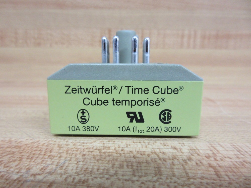 Multi Comat CT2-E20/L Time Delay Relay CT2E20L