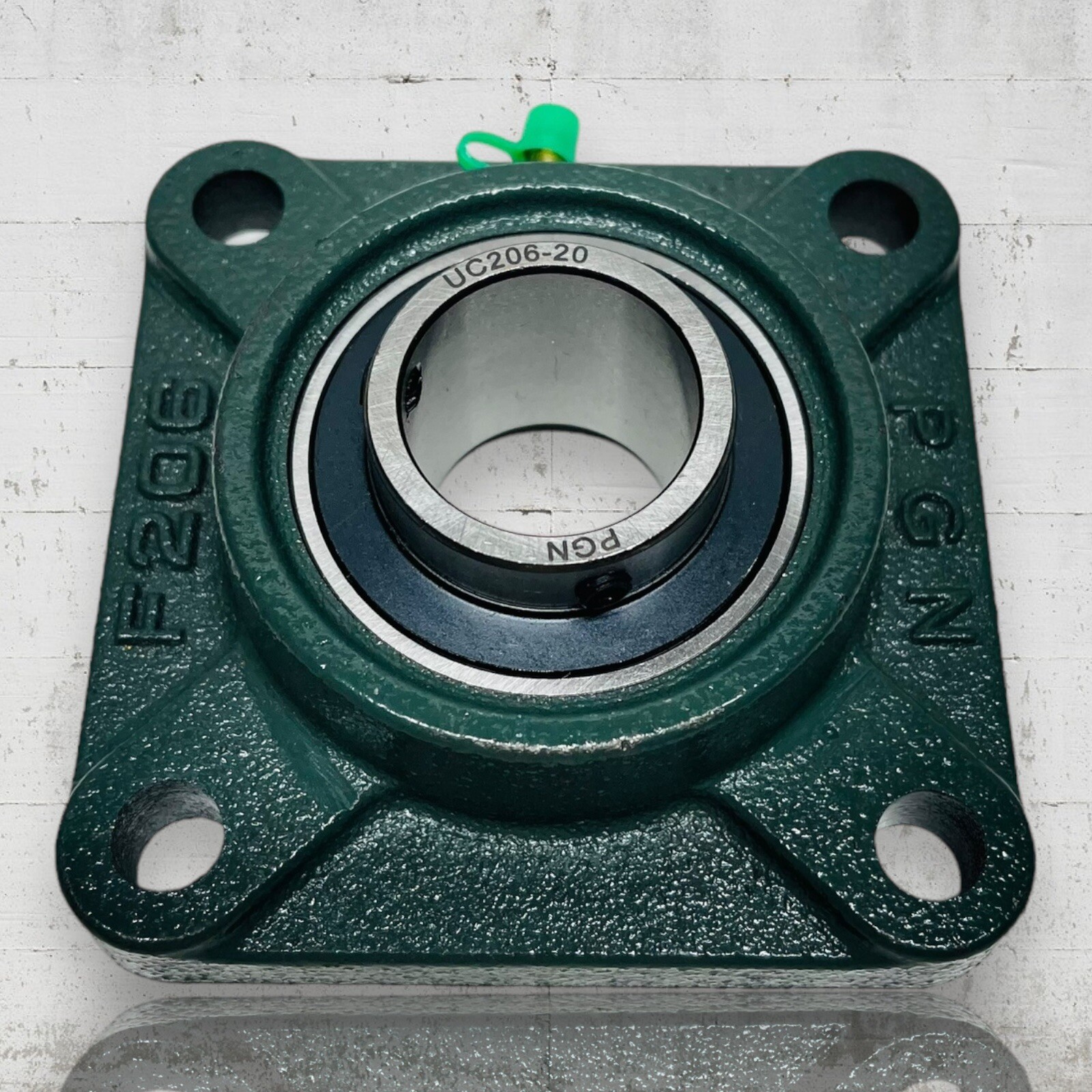 UCF206-20 Pillow Block Flange Mounted Bearing 1-1/4″ Bore 4 Bolt