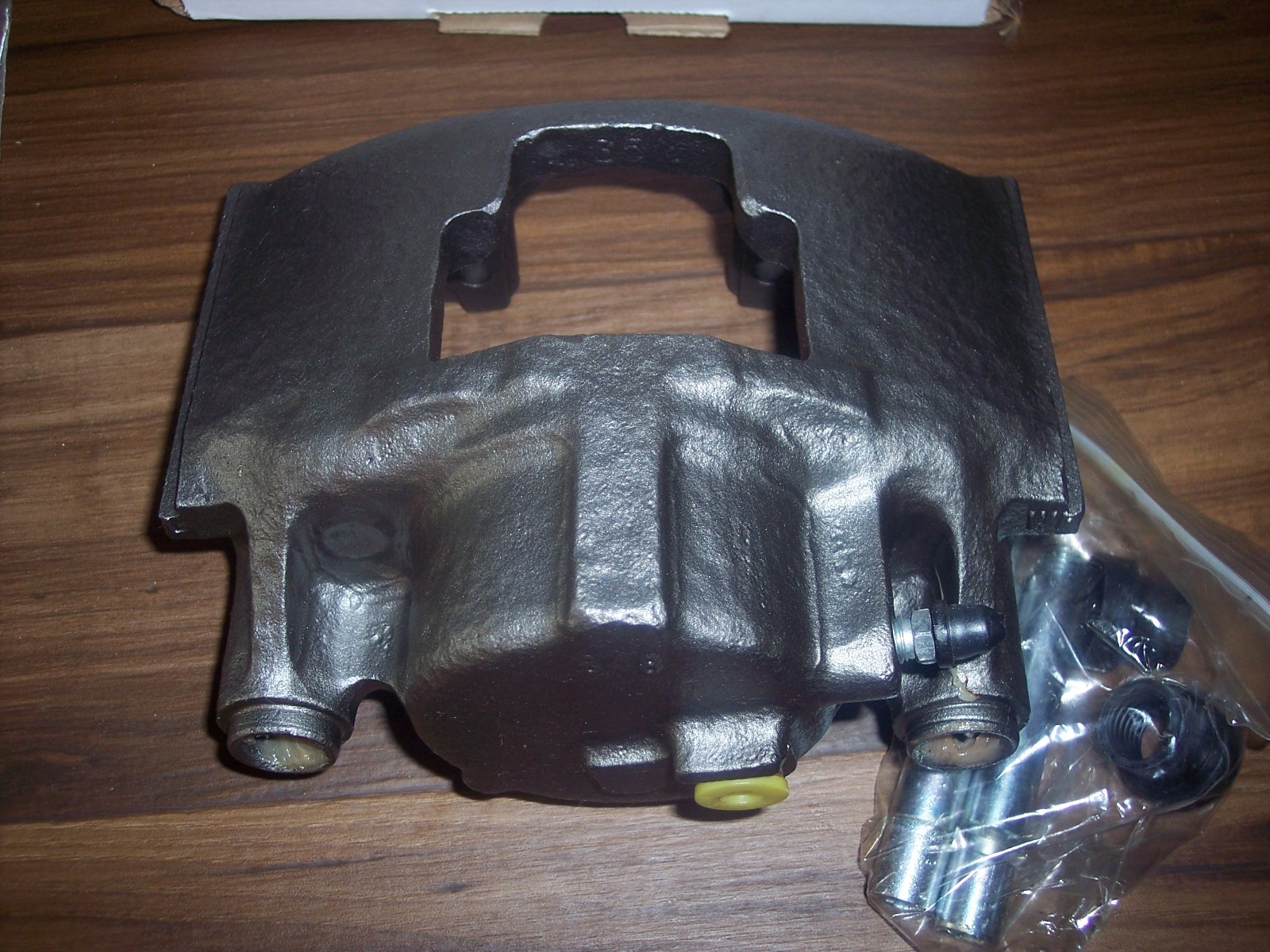 UCX 10-4008S REMAN Brake Caliper GMC C1500 C2500 1989-98 & Cadillac DeVille L8