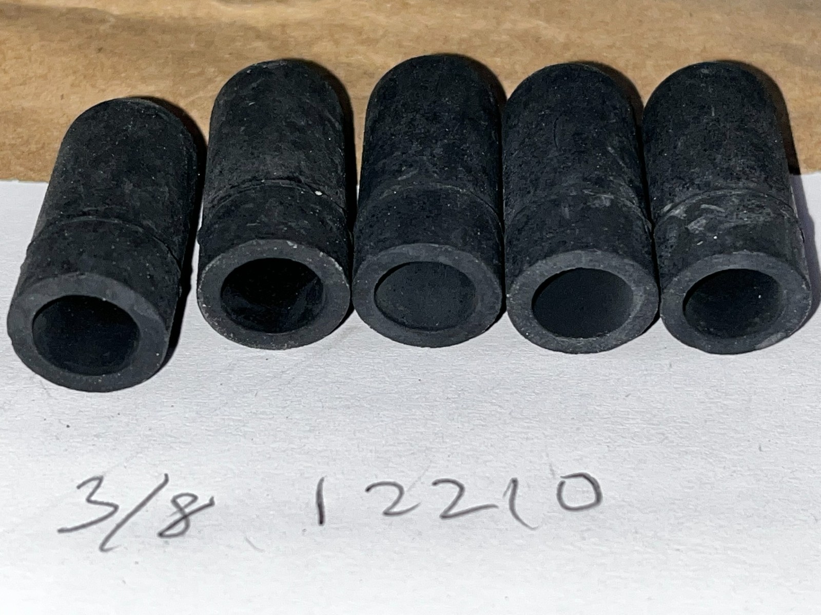 Qty 27 Auveco EPDM Vacuum Caps 1/8″-1/2″ 12209 4440 4439 19002 12210 12908
