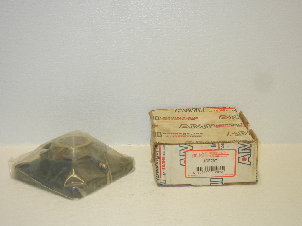 AMI BEARINGS UCF207 NEW 4-BOLT FLANGE BEARING UCF207