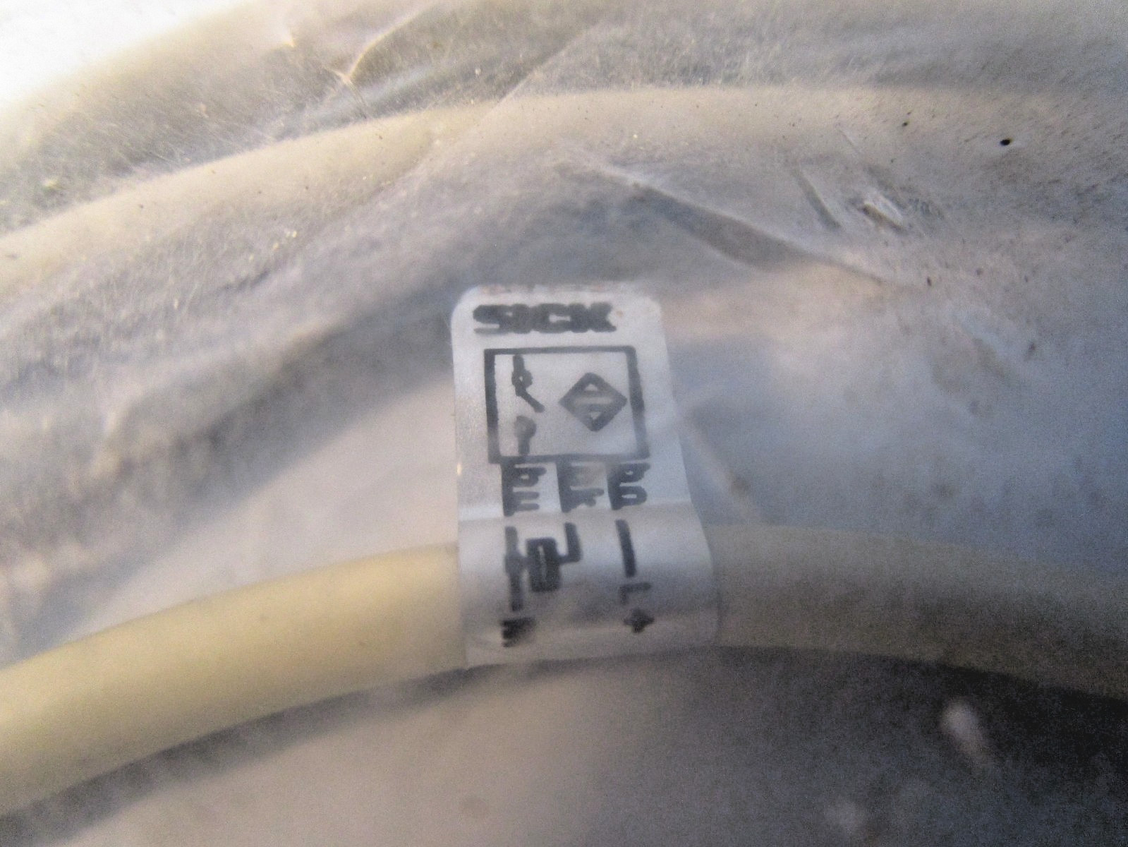 SICK IM08-1B5PS-ZW1, Inductive proximity sensor, 8 mm Barrel, DC Power