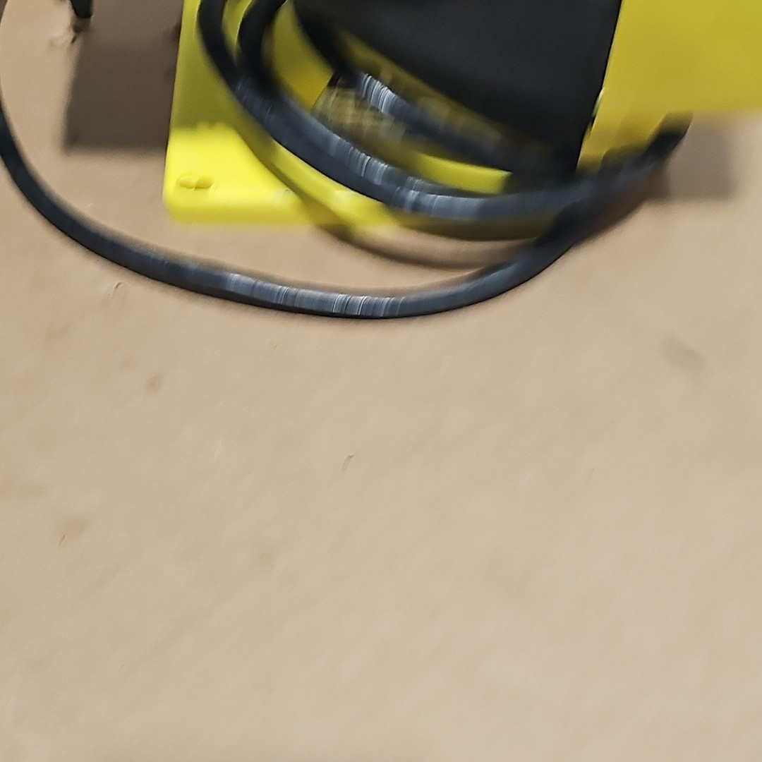 LMI AA161-62S 120VAC 1.4A 50 PSI 2GPH AA Chemical Metering Pump USED