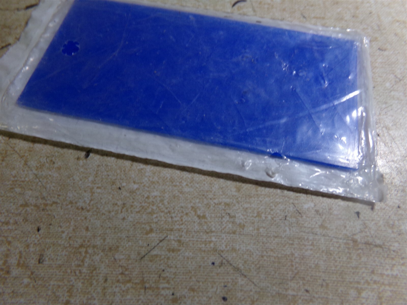 NEW Sellstrom 4T547 Blue/Clear Filler Cover Plate *FREE SHIPPING*