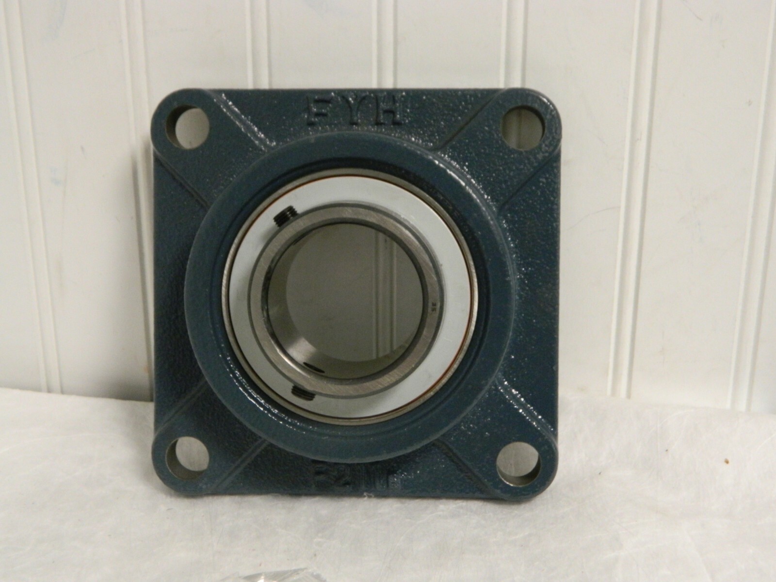 FYH 4-Bolt High Temp Bearing 2-3/16″ID 6-3/8″OAW 6-3/8″OAL 6-3/8″OAH 5600440