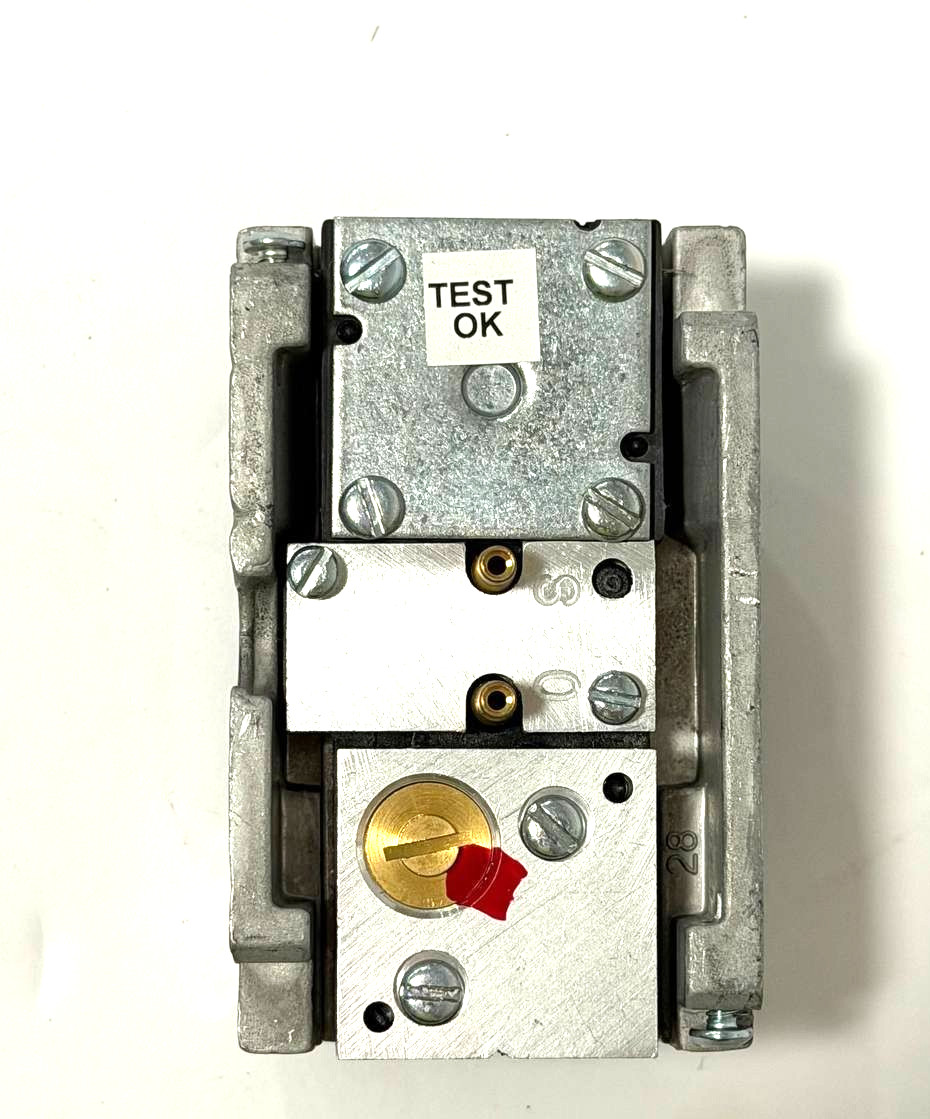 JOHNSON CONTROLS T-4756-201 Pneumatic Thermostat