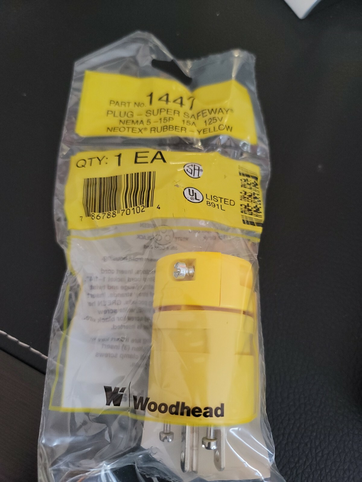 NEW WOODHEAD 1447 PLUG SUPER SAFEWAY NEOTEX RUBBER YELLOW