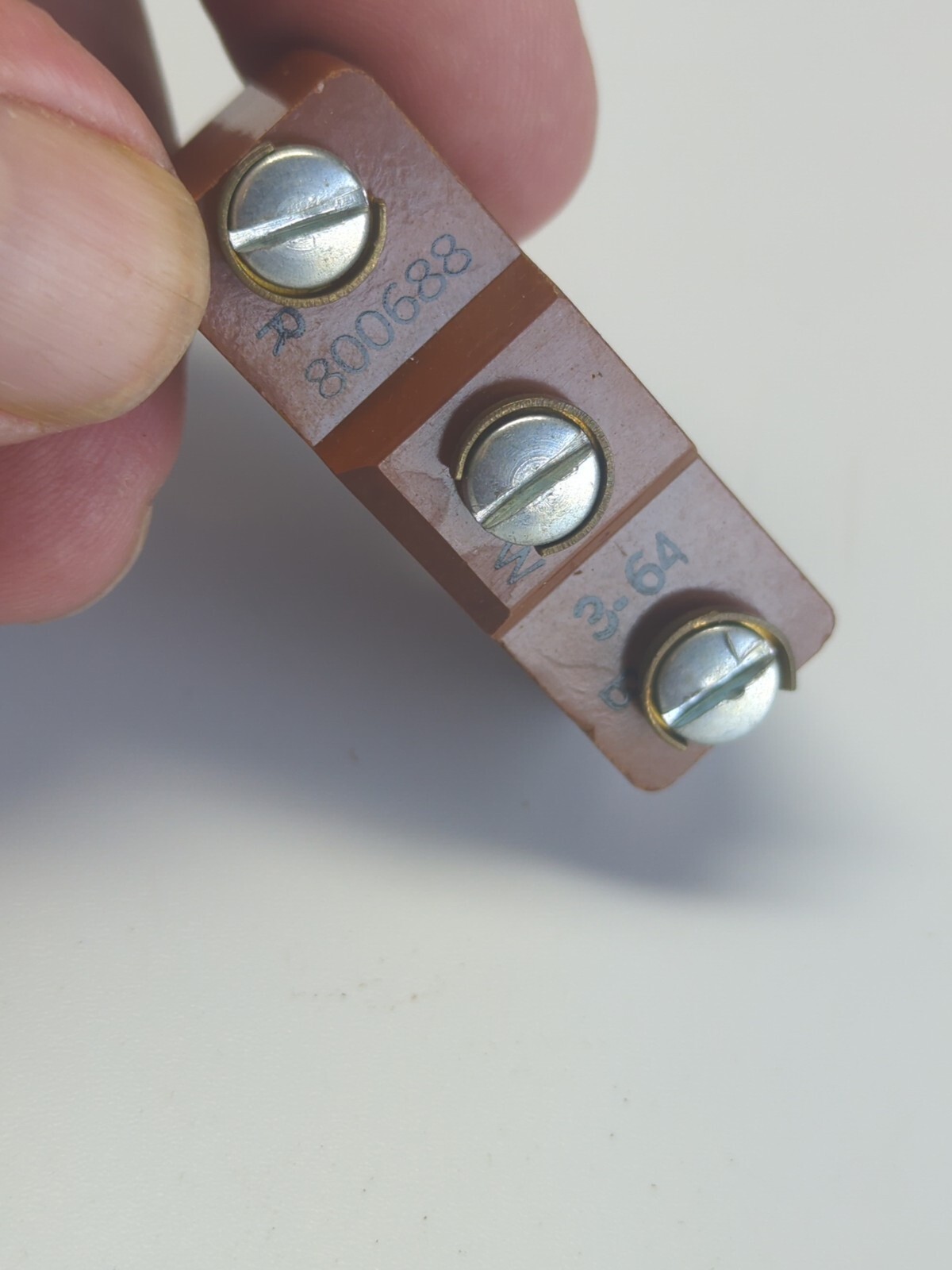 Micro Switch Model 800688 Switch W/Pin Plunger Snap Switch 3 Terminal New No Box
