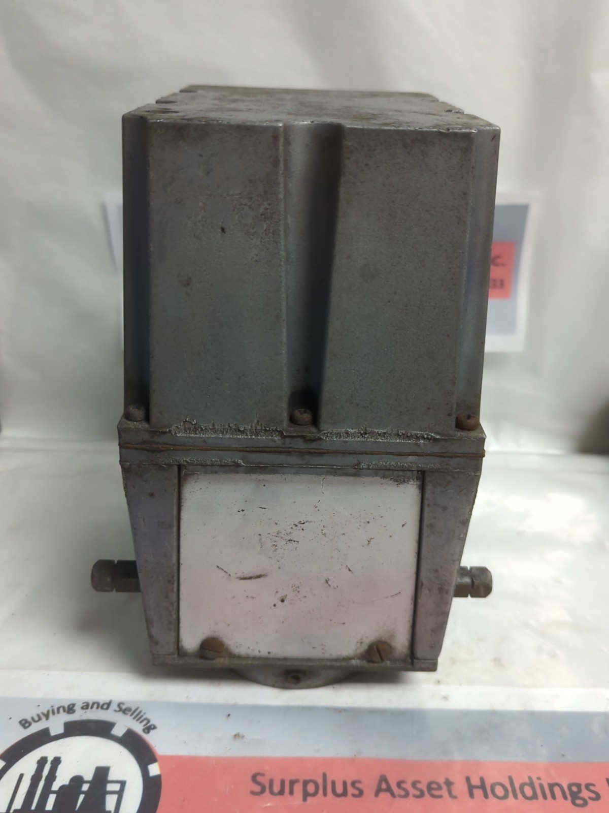 HONEYWELL,V4055 A 1064 2,FLUID GAS VALVE 120V 60HZ PRE-OWNED