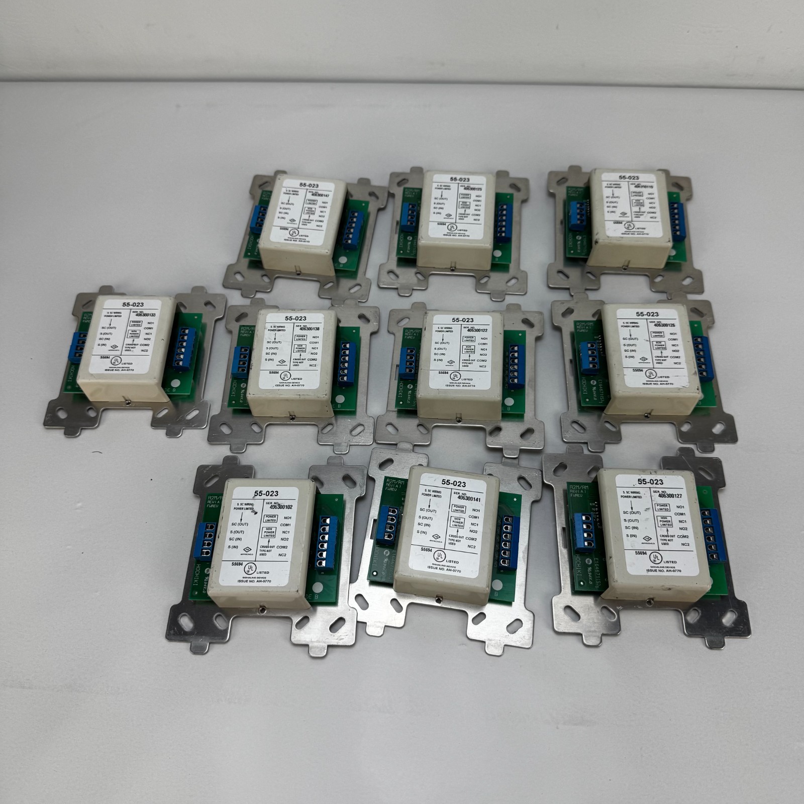 Lot of 10 Hochiki S5694 55-023 Short Circuit Fire Alarm Isolators AH-9770