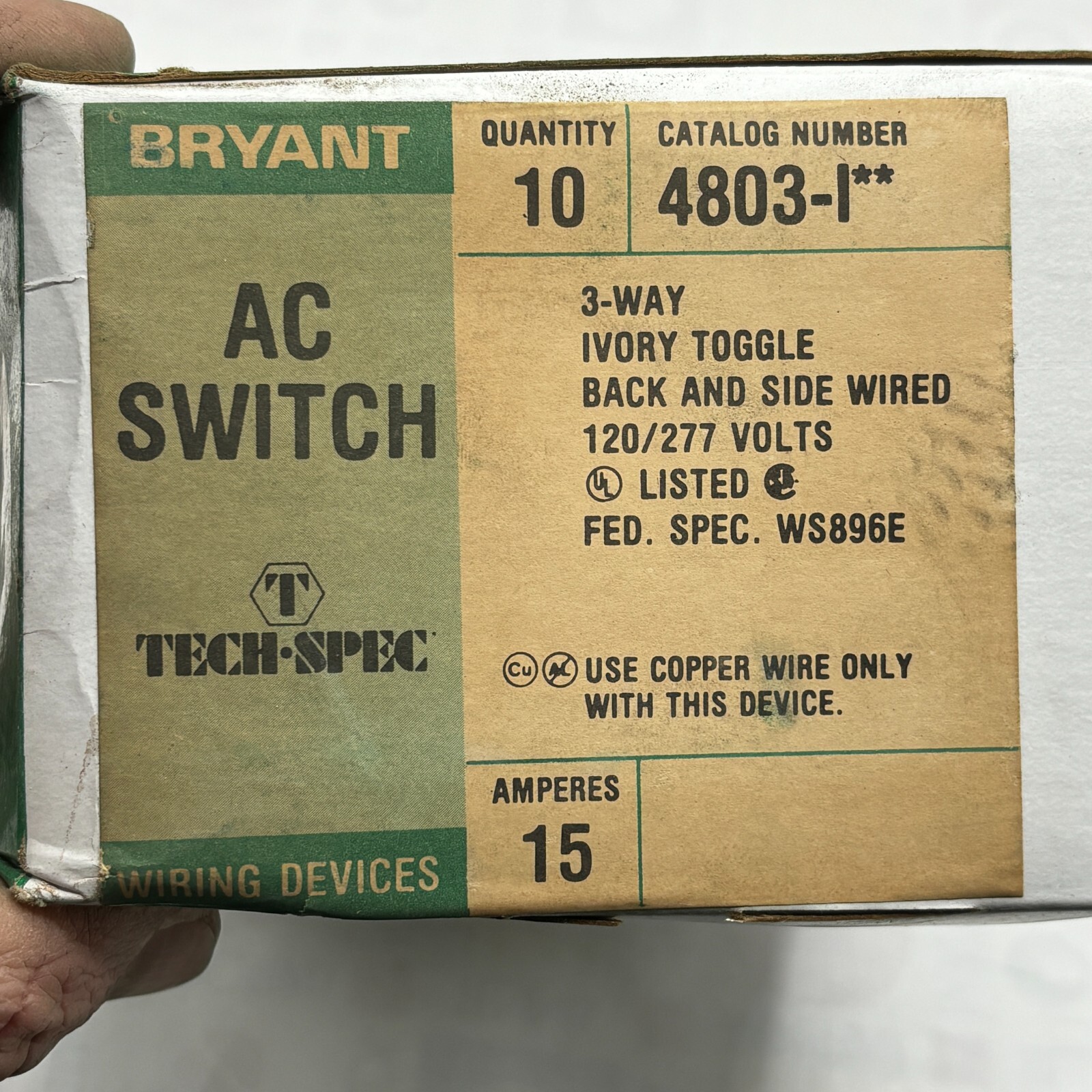 Bryant 4803I AC Switch 3 Way 120/277 V BOX OF 10⭐