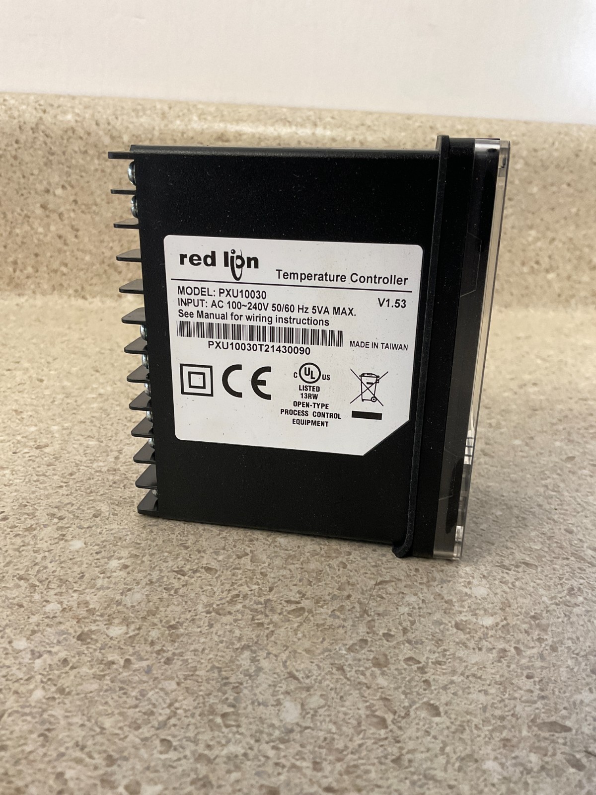 Red Lion PXU10030 NEW