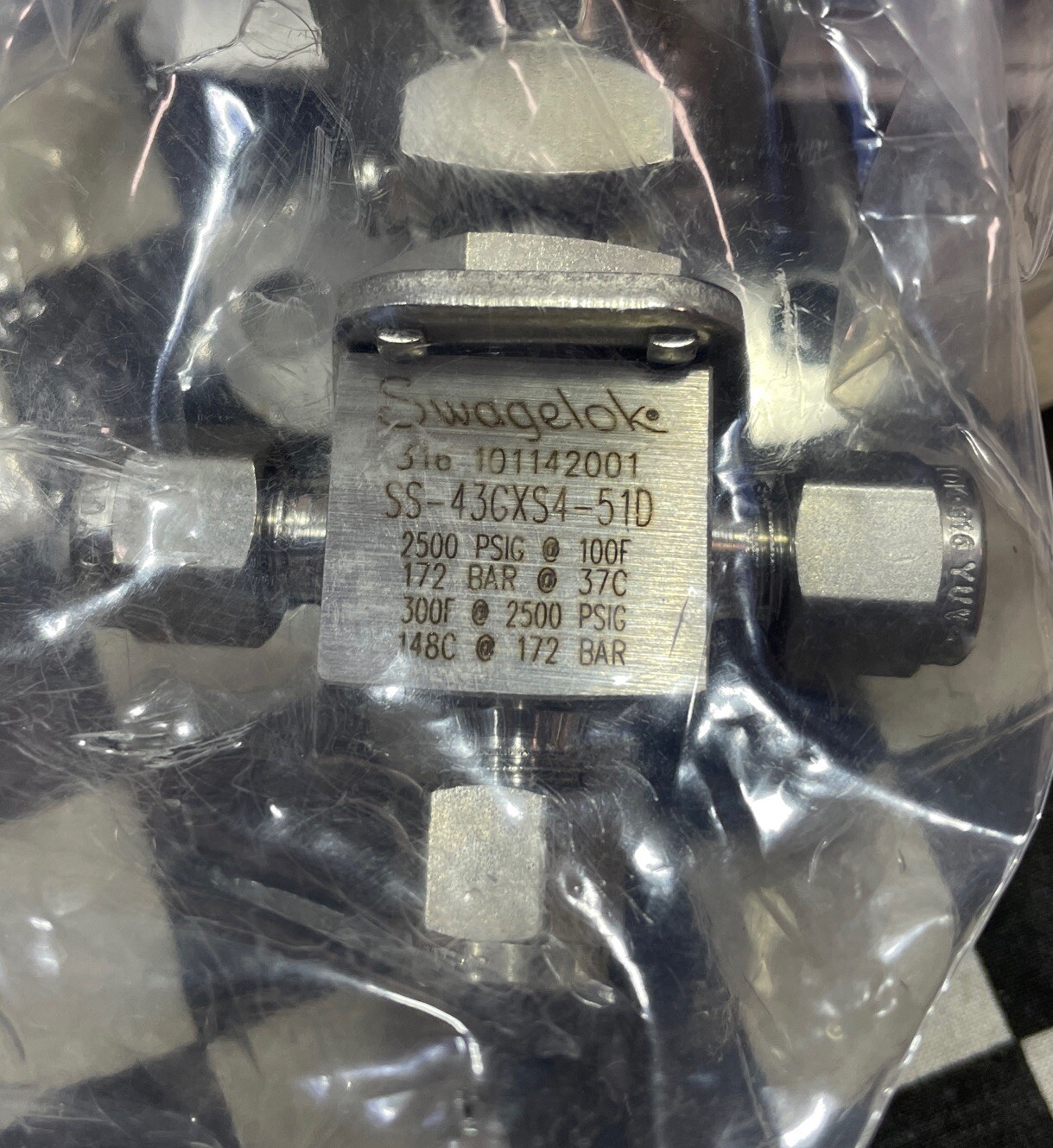 SWAGELOK PNEUMATIC DOUBLE ACTING ACTUATOR 1/4″, 3 WAY, SS-43GXS4-51D, MS-151-DA