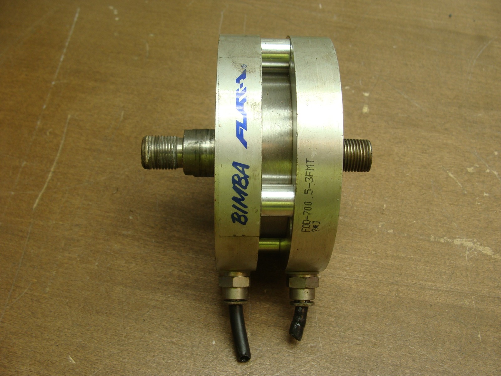 LOT OF 2 BIMBA FLAT-1 SERIES PNEUMATIC CYLINDERS F0D-700.5-3FMT 3″ BORE