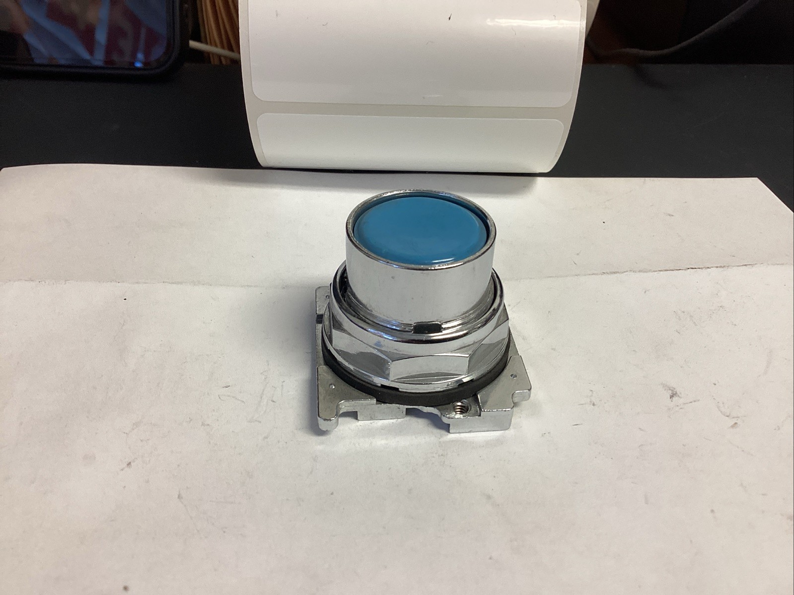 BEATON 10250T103 PUSH BUTTON OPERATOR Standard Blue(LPW84C)