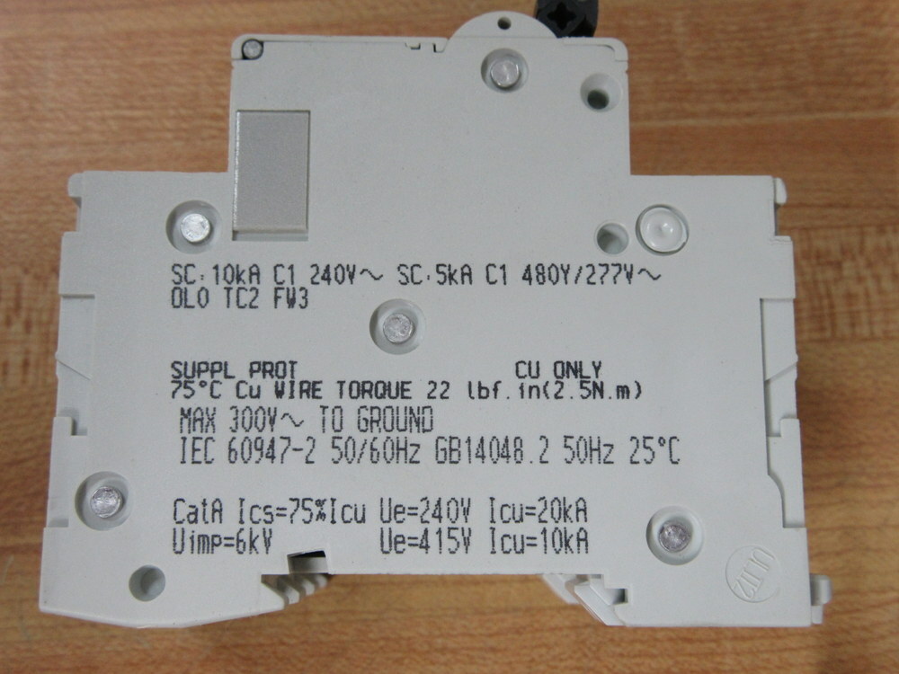 Merlin Gerin 17461 Square D Breaker 15A MG17461 Schneider