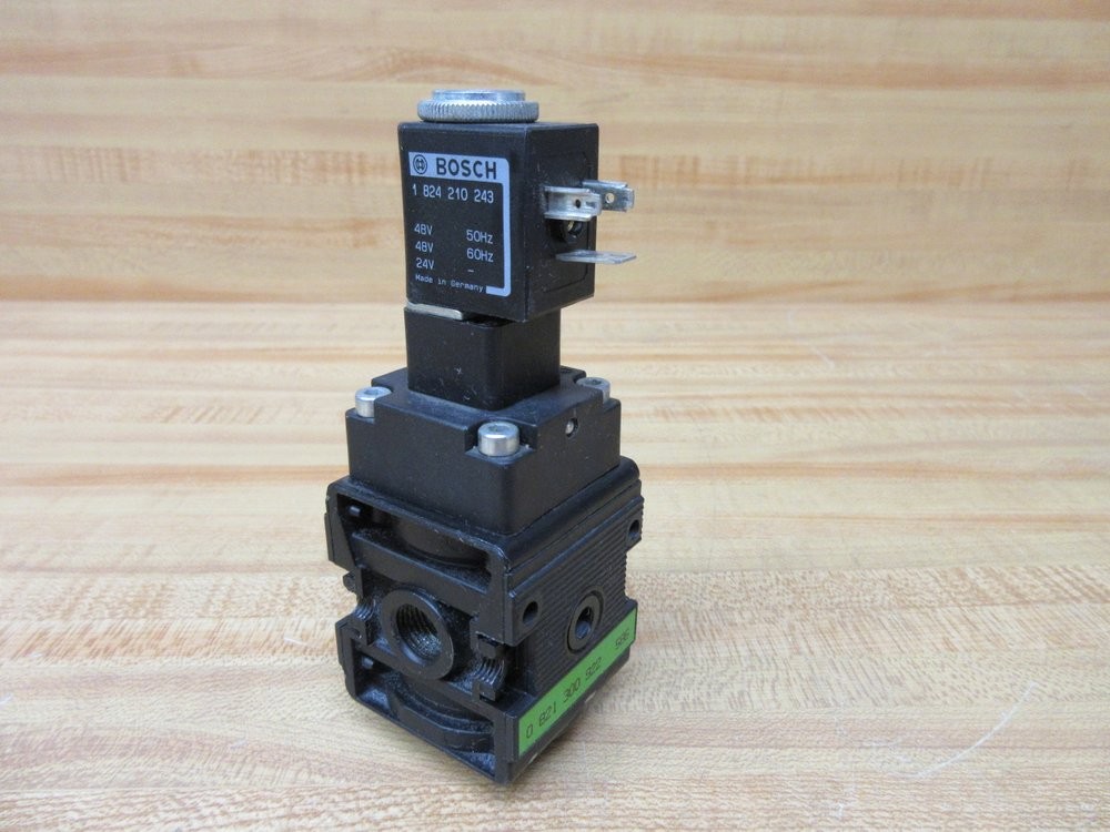 Bosch 0 821 300 922 Control Valve 0821300922