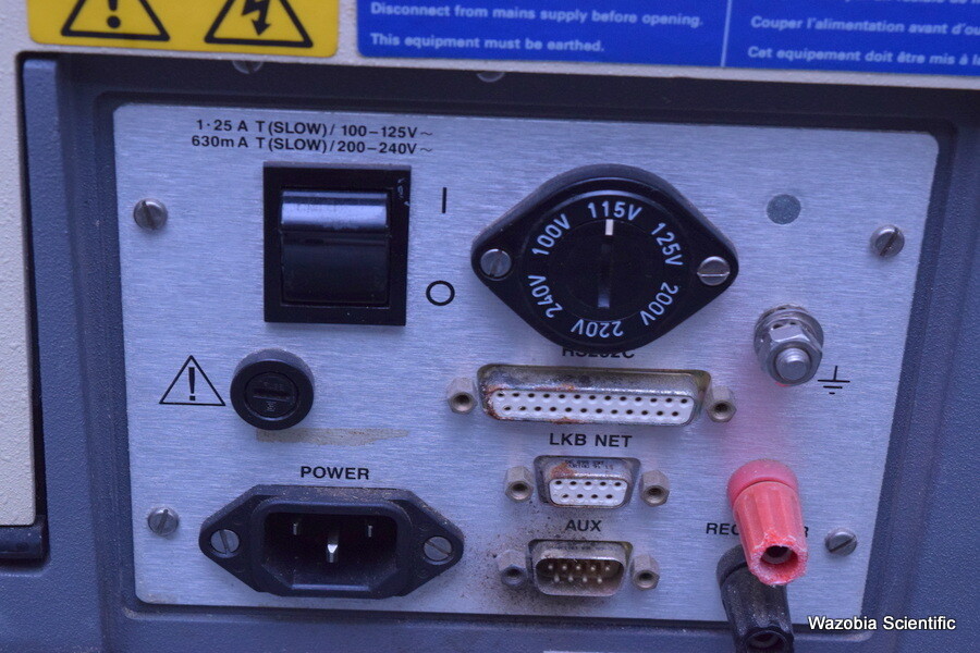 PHARMACIA LKB BIOCHROM ULTROSPEC III MODEL 80-2097-68 UV VISIBLE SPECTROPHOTOMET