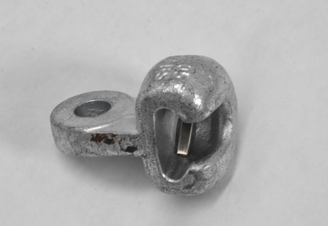 Hubbell Power SA06 25,000lb Ductile Iron Socket Eye 25K for 52-3 52-5 Insulator