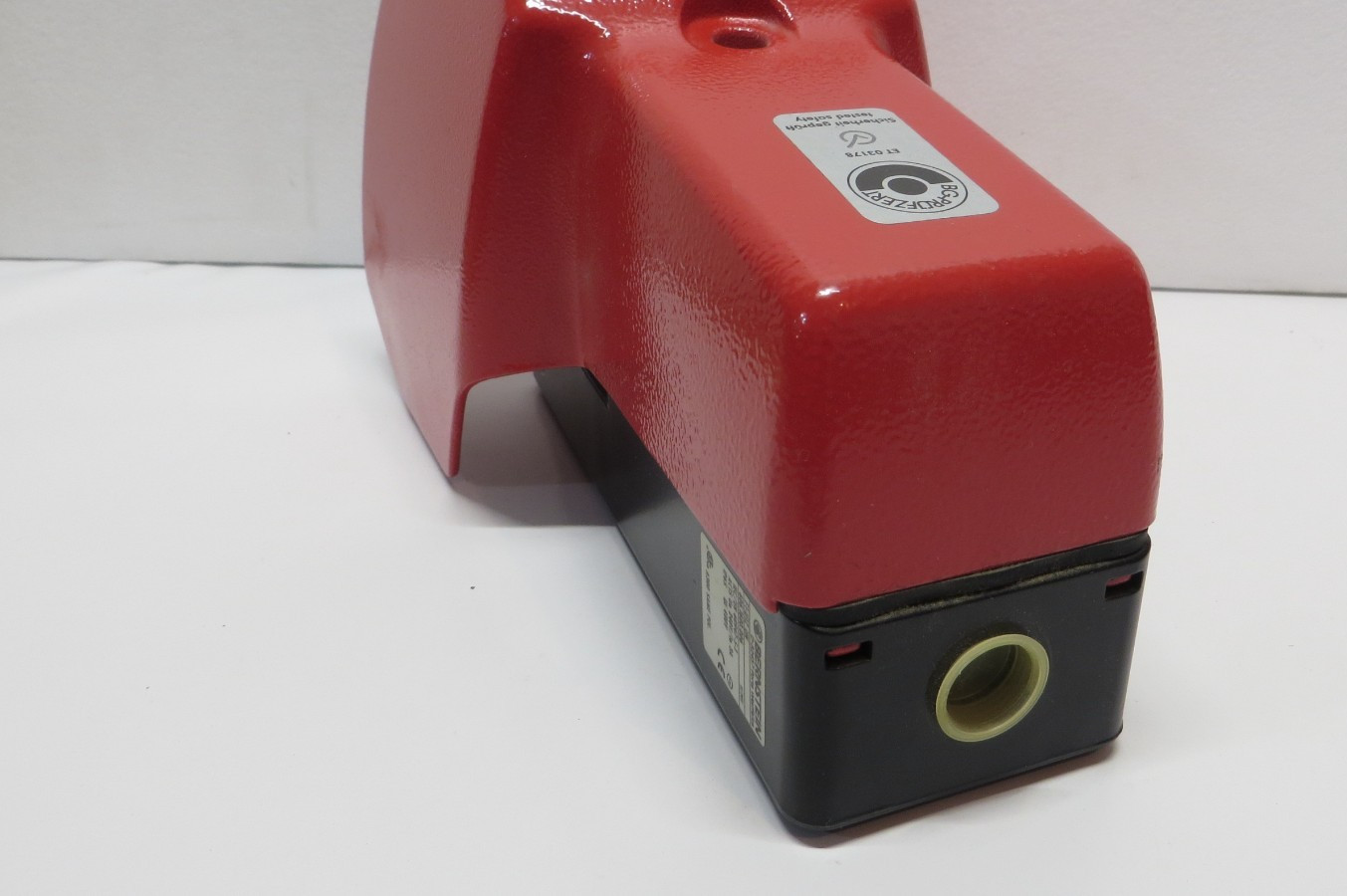 Bernstein 6061600006 F1-U1Z Pneumatic Foot Switch