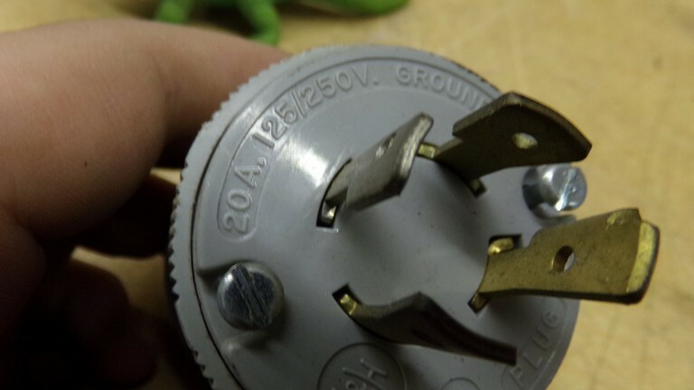Hart-Lock 20A 125/250V *Free Shipping*