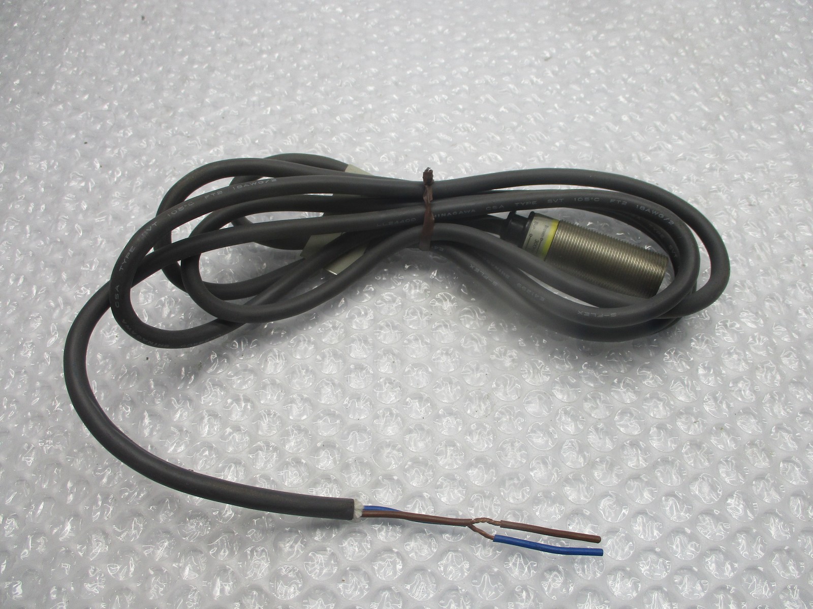 OMRON E2E-X5Y1-53US SENSOR NSNP
