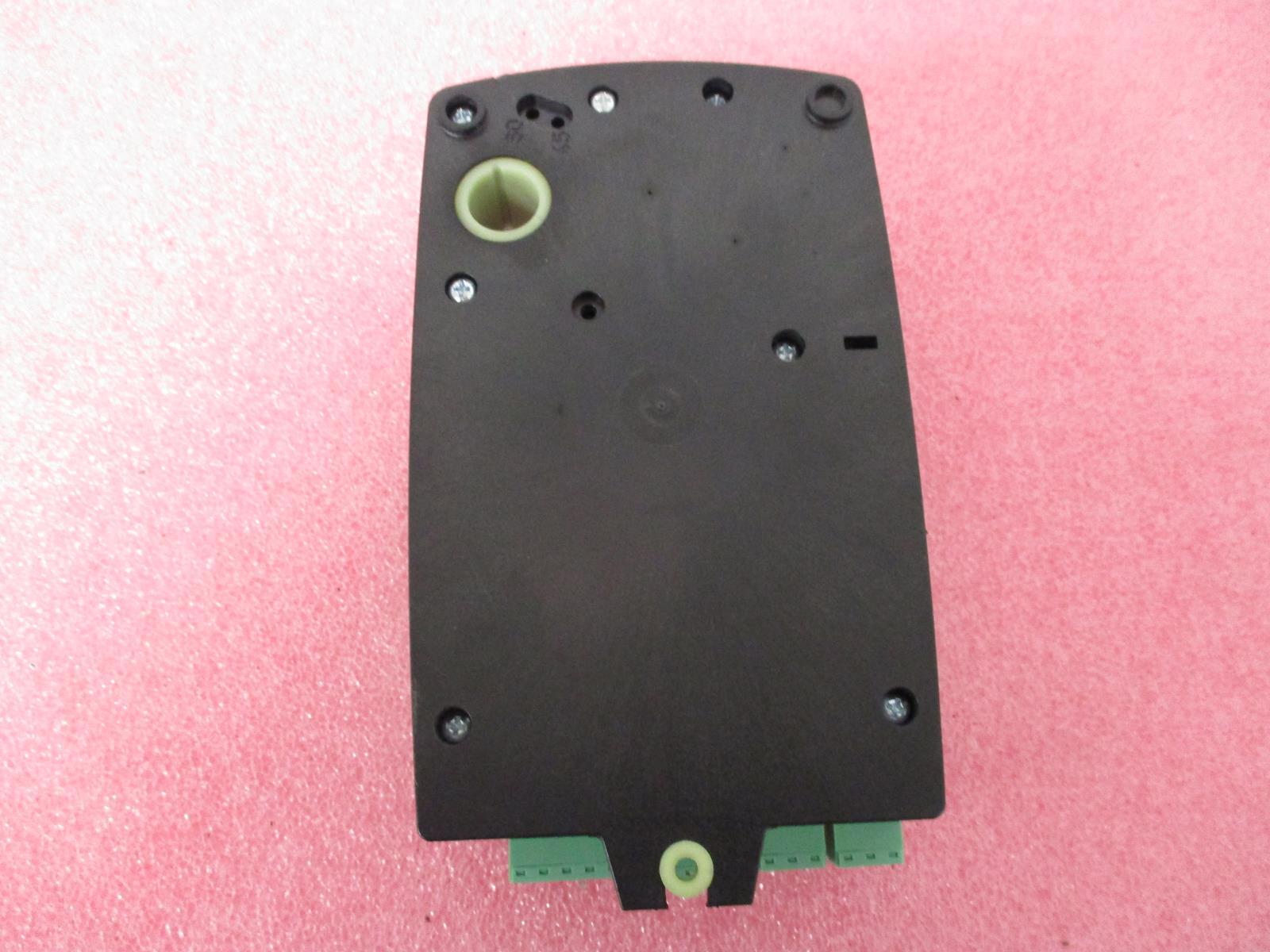 KMC CONTROLS BAC-90211 BACNET VAV CONTROLLER
