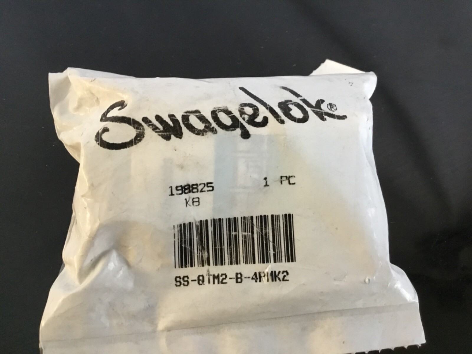 SWAGELOK SS Quick-Connect Body 1/4″ MNPT ORANGE KEY 7 SS-QTM2-B-4PMK2