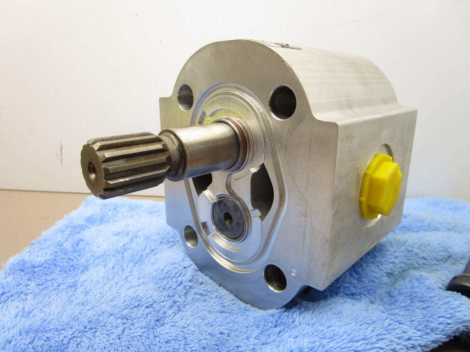 Dynamatic Limited Hydraulic Fan Pump Section for C31.5/23.0L39029136150