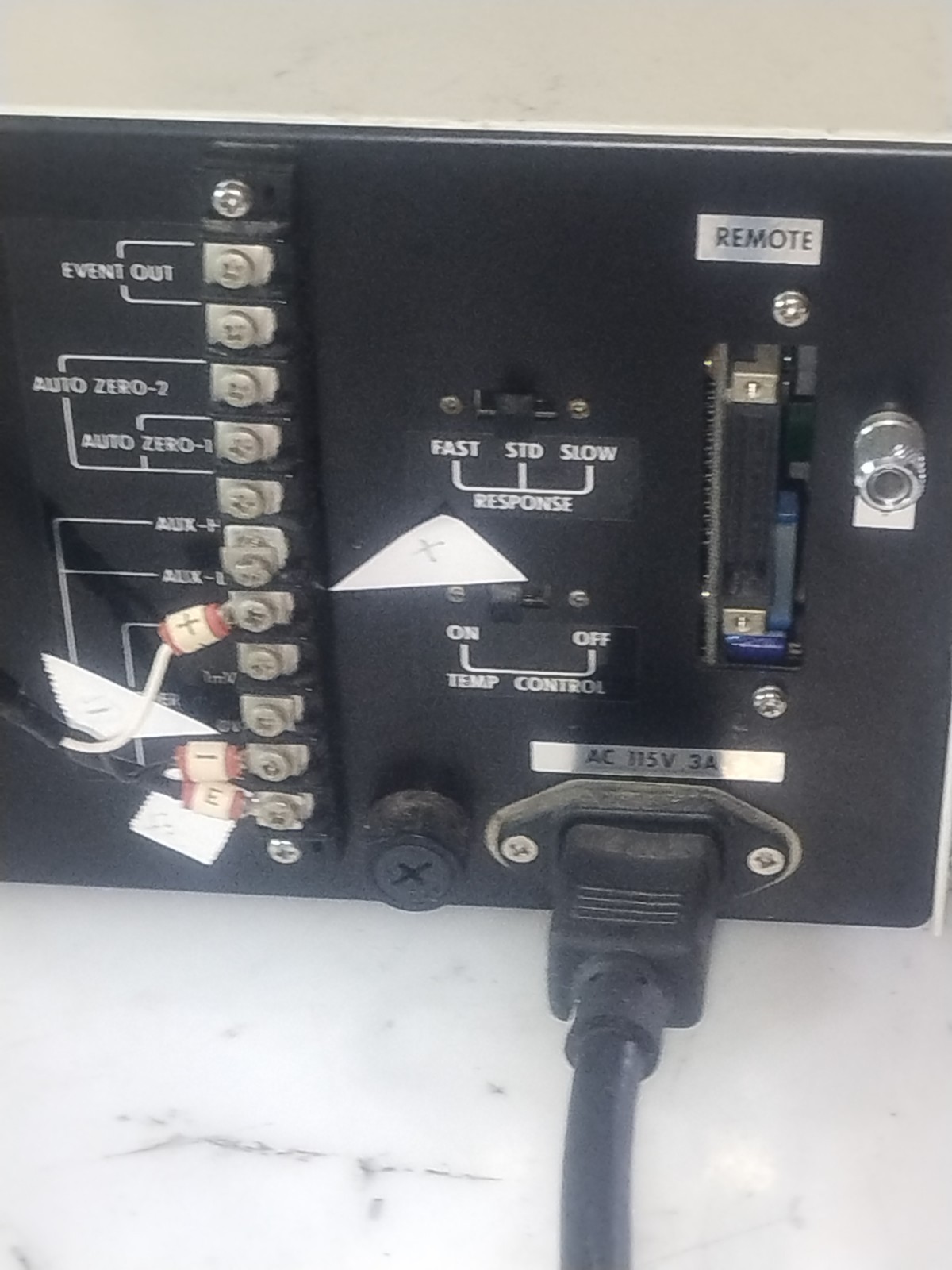 Shimadzu RID-6A Refractive Index Detector Used. Works