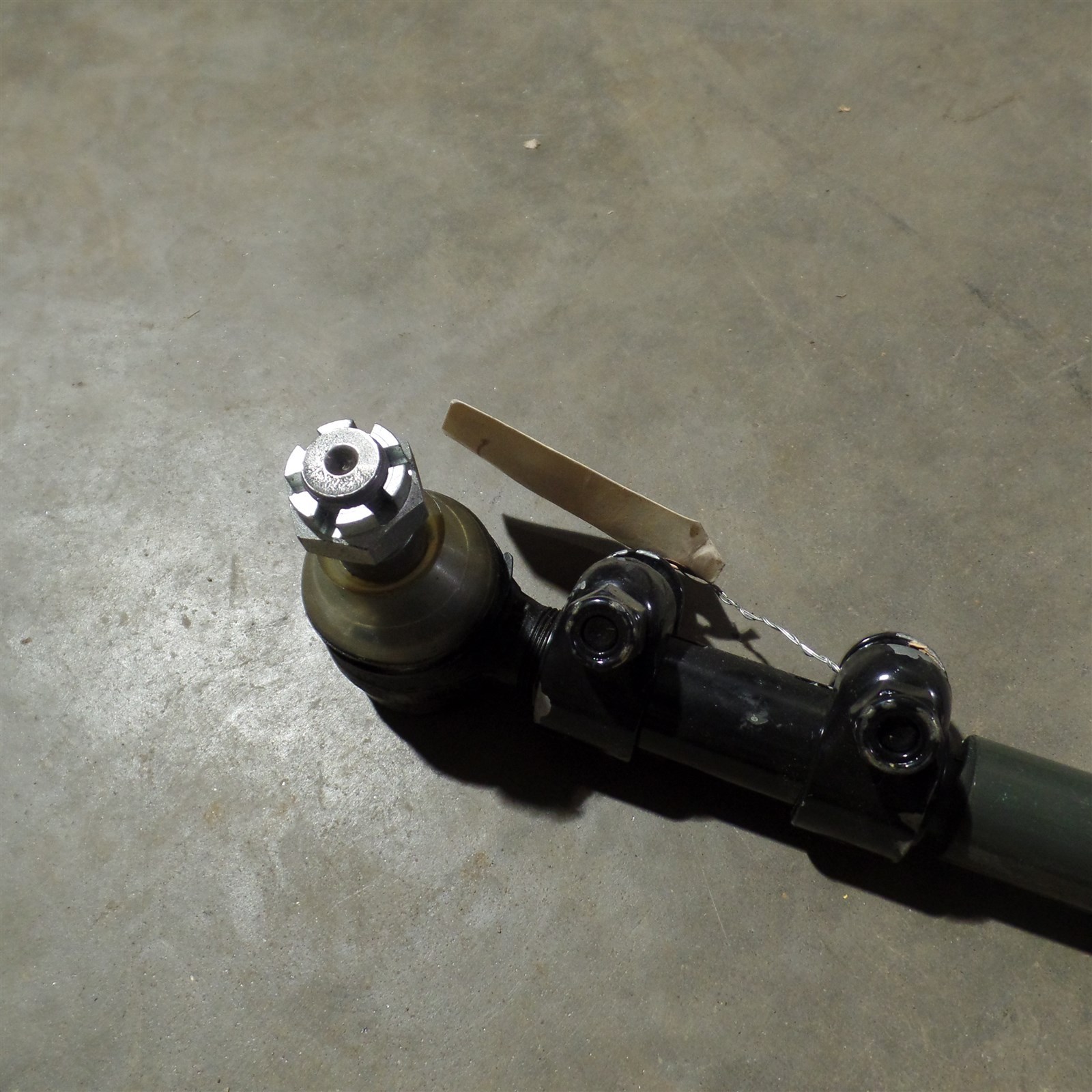 3780664M2 STEERING TIE ROD AGCO MASSEY FERGUSON 6110 6120 6130 6140 6150 MORE