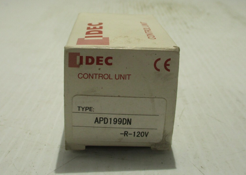 NEW IDEC APD199DN-R-120V RED LENS PILOT LIGHT