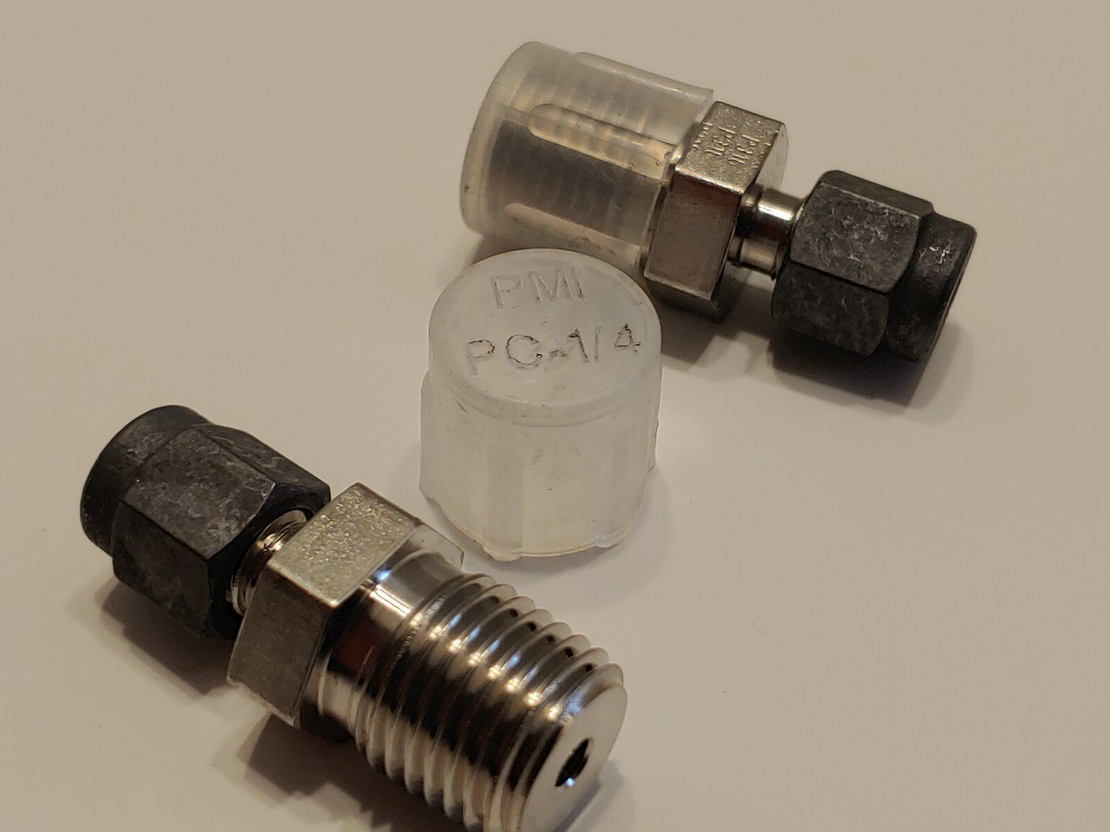 LOT OF 2 OMEGALOK P316 ( PMI PC-1/4 ) Fitting NEW