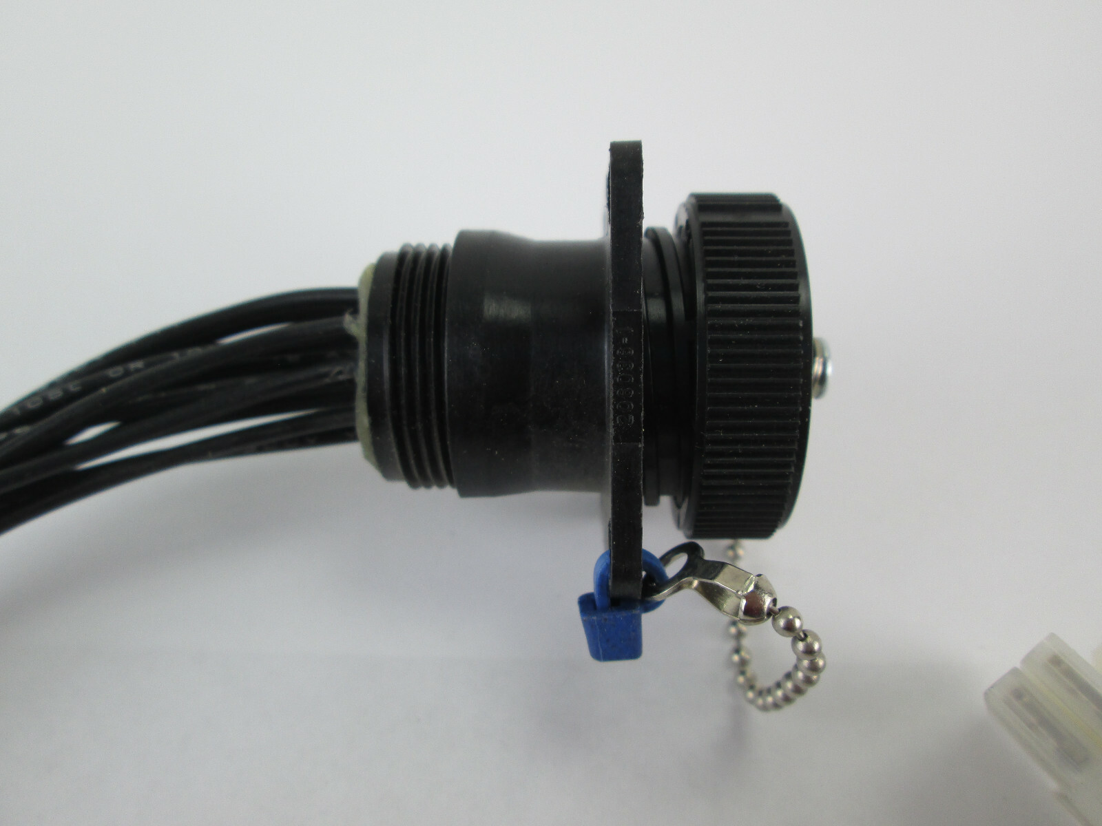 New Cable Assembly 710309.1 Tyco 206036-4 1209 Connector Plug w Cap