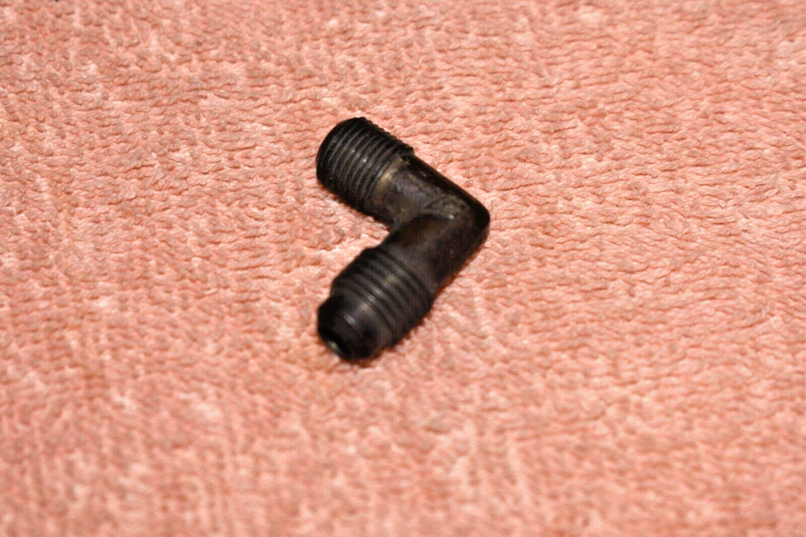 Brass Male Flare Elbow 1/4″ OD Tube x 1/8″ NPT