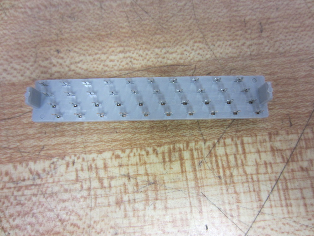 Graco 81F5128 Connector 806-40