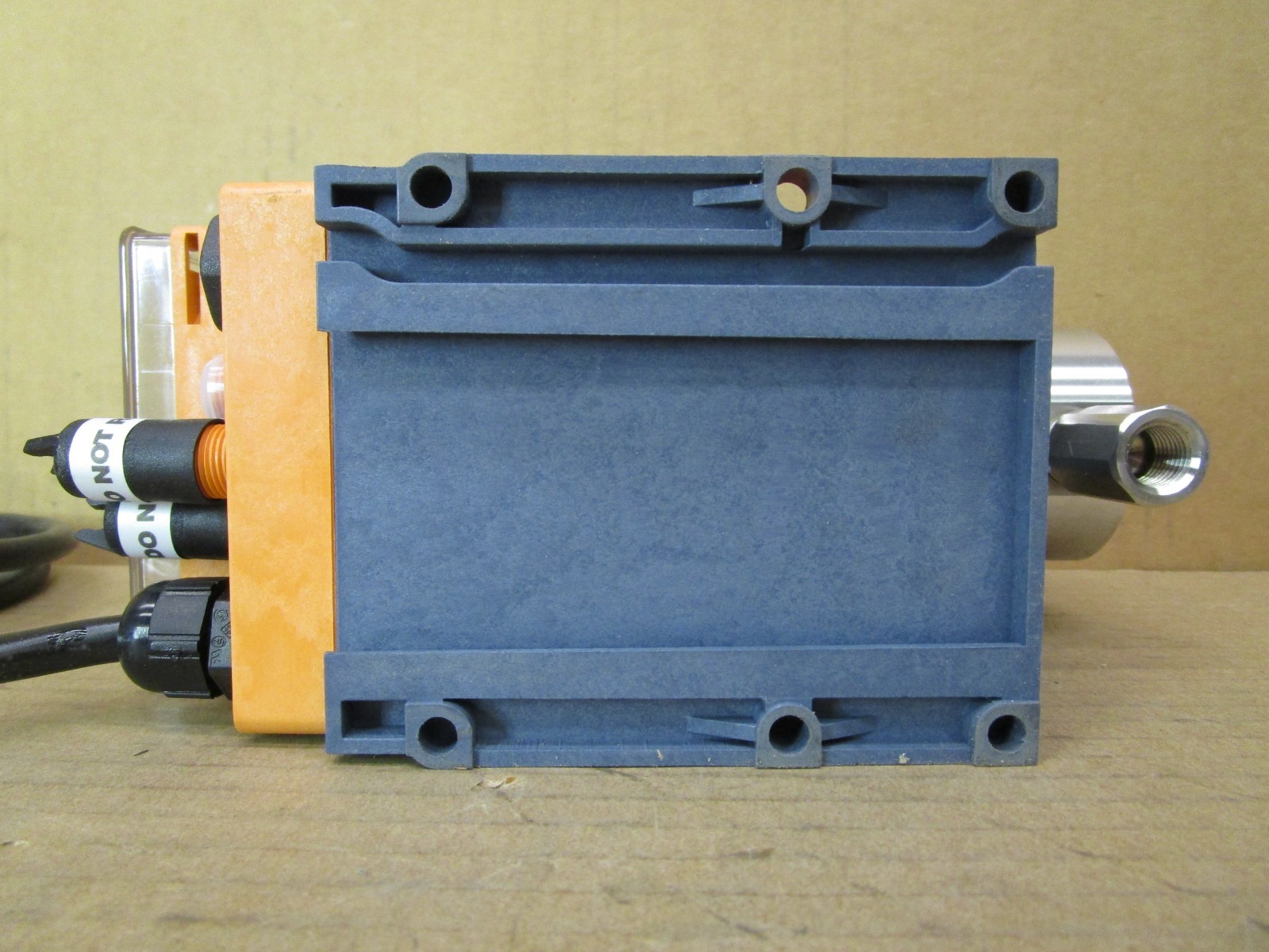 New Open Box ProMinent Fluid Controls G/4B 1201SS2 Metering Pump 52067AES